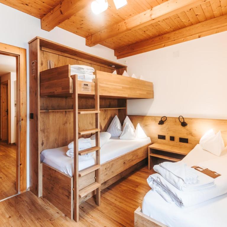 Regitnig - 4 Sterne Hotel und Chalets - Apartment mit Terrasse - 4