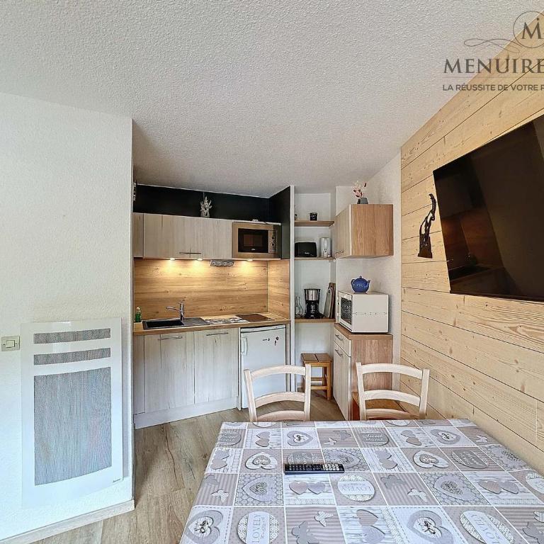 Studio + cabine 4 pers 24m², ski aux pieds, parking à proximité - FR-1-178-106 - Studio - 10