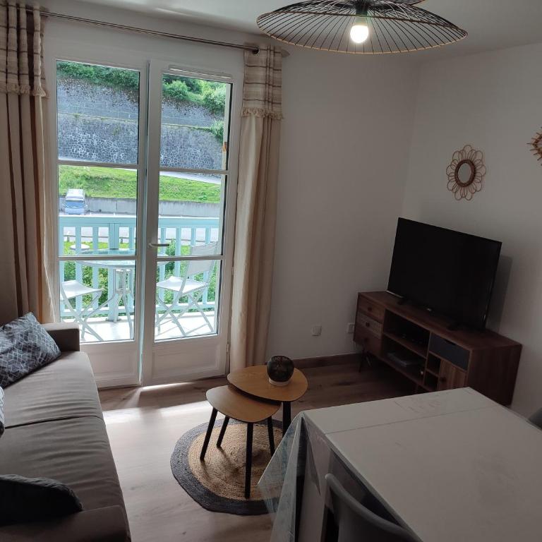 " Iguzki lore " Charmant appartement 4 pers,vue montagne avec parking privé et balcon - Appartement 2 Chambres - 3