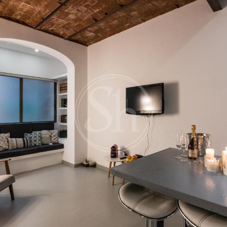 Acogedor apartamento en el Eixample - Two-Bedroom Apartment - 15