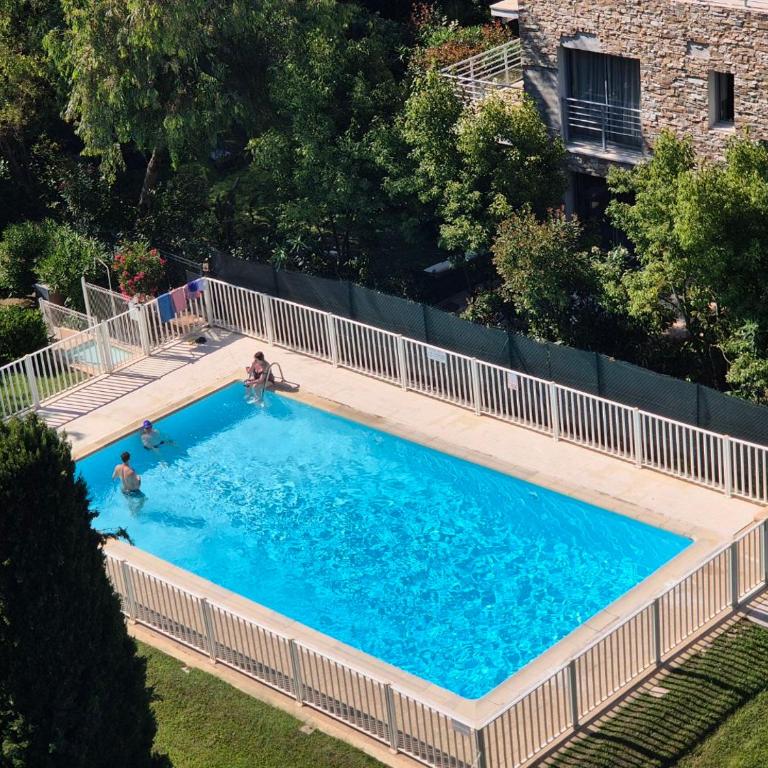 Apt Juan-les-Pins Clim-Plage 200m -Piscine - Monolocale - 18