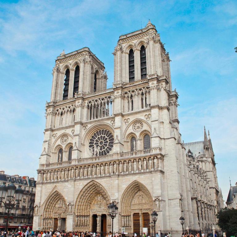 Magnifique appt avec 2 salons- 1BD-6P - Notre-Dame - Apartment - Ground Floor - 17