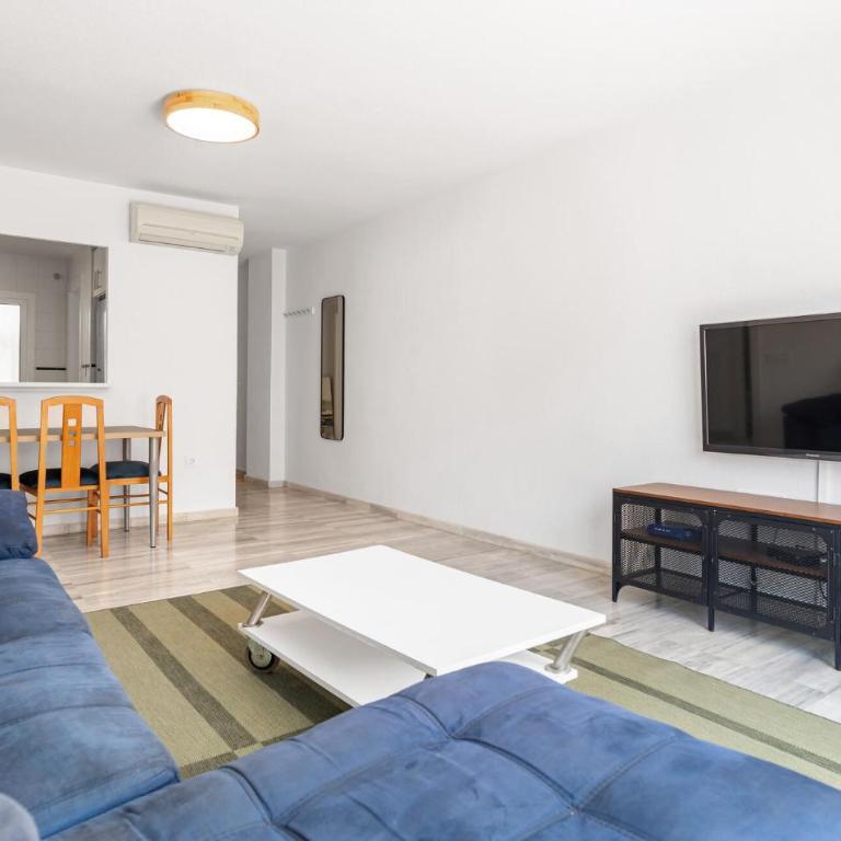 Beautiful Apartment In Roquetas De Mar - Two-Bedroom Apartment - 2