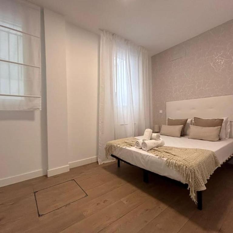Beautiful flat in Madrid URQ2 - Two-Bedroom Apartment - 18