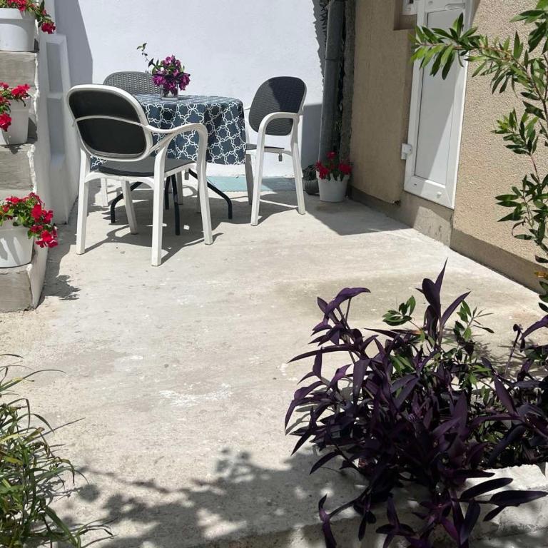 Apartman Sunset Studio - One-Bedroom Apartment - 4