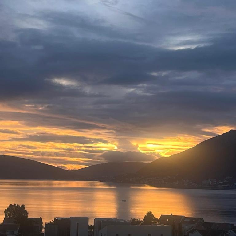 Apartman Sunset Studio - One-Bedroom Apartment - 20