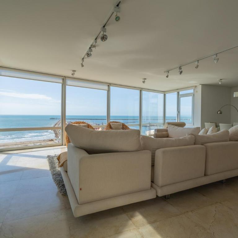 Vistas de Playa Grande HOLA SUR - Apartamento con 4 dormitorios - 2