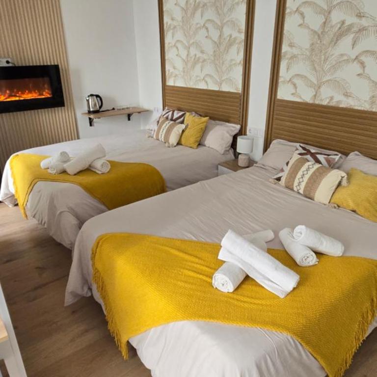 Habitaciones Universal - Family Room with Private Bathroom - 2