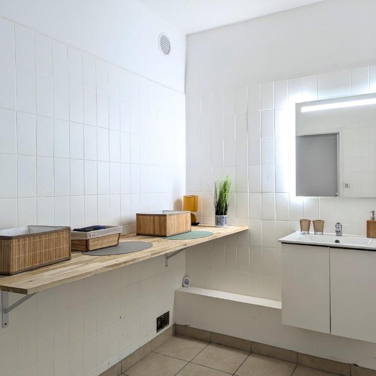 Le 39 Victor Hugo by GC - Grand F4 Cosy avec Billard & wifi - Appartement 3 Chambres - 18