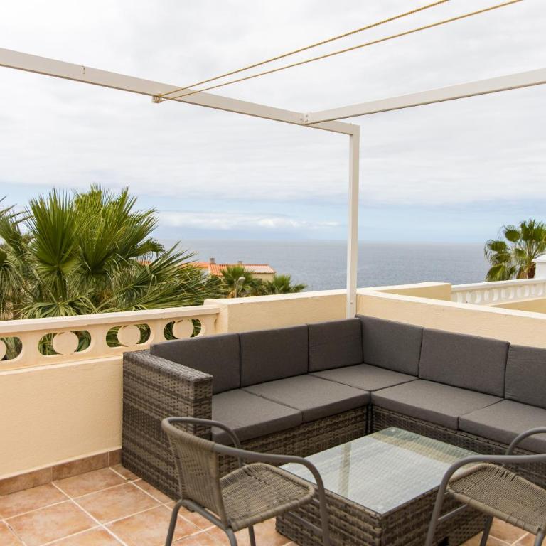 Sunny Ocean View Terrace 3BR Retreat by the Ocean Costa Adeje - Apartamento de 3 dormitorios - 2