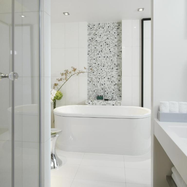 Sofitel Paris Arc De Triomphe - Suite Junior - 8