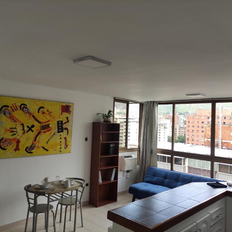 Apartamento cerca del Boulevard de Sabana Grande y zona comercial - One-Bedroom Apartment - 1
