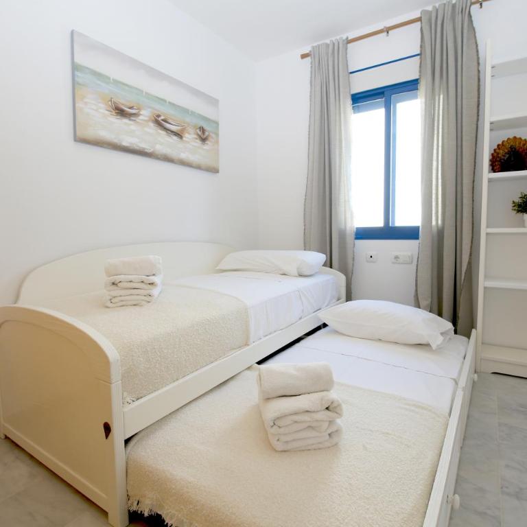 Estepona Centre Apartment TULIPA - Apartamento de 3 dormitorios - 14