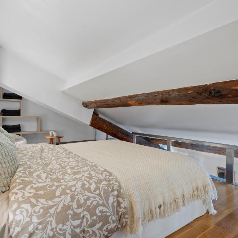 Nice Renting - 3 MASSENA - Chic Escape Luxury Duplex Place Massena - Appartement 1 Chambre - 9