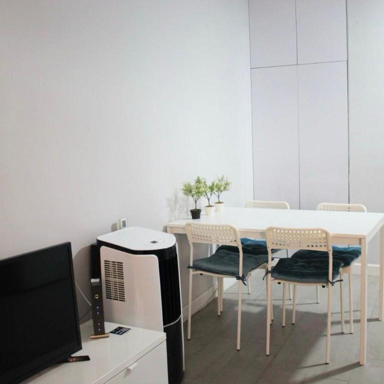 Espectacular loft reformado en Córdoba by beBalmy - Apartamento de 1 dormitorio - 2