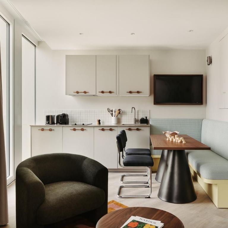 Edgar Suites Lille - Shake - Apartment mit 3 Schlafzimmern und Aussicht - 13