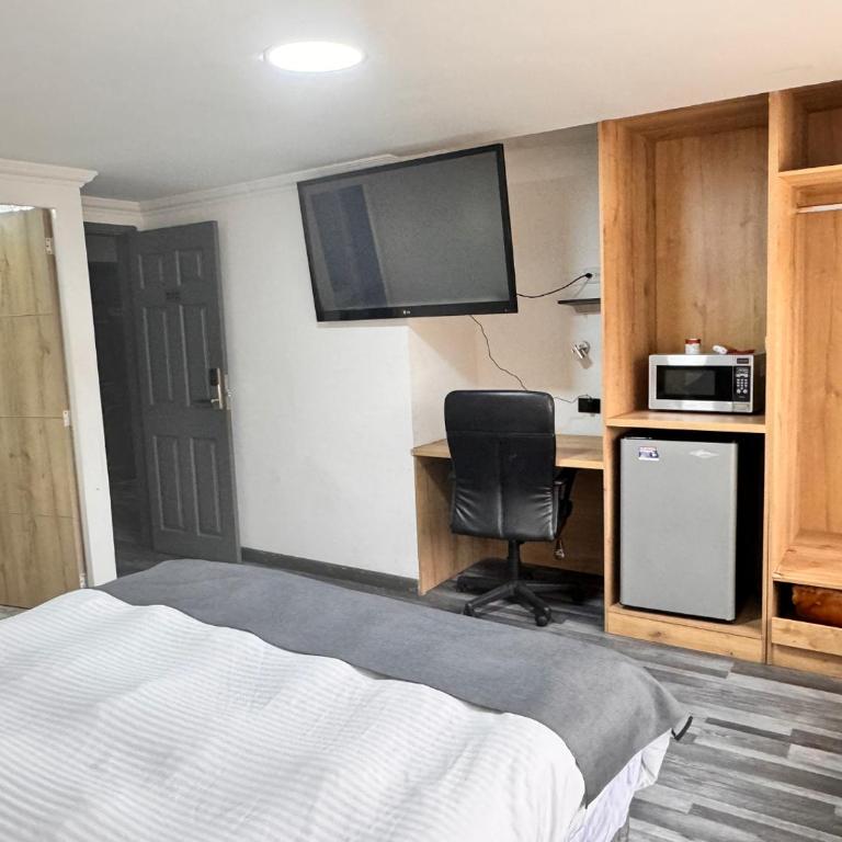 Hotel Fénix Real Bogotá - Suite Estándar - 5