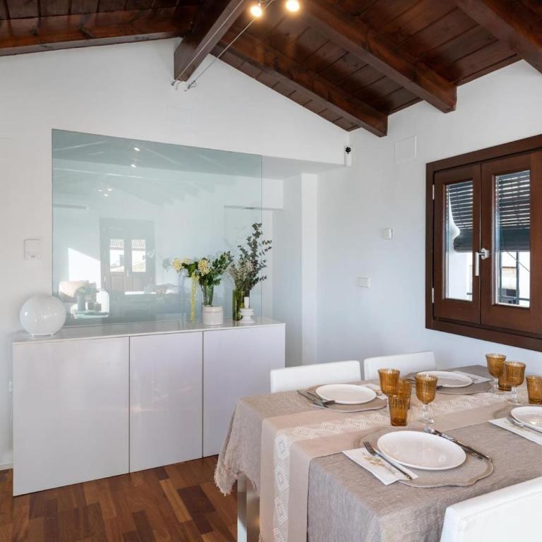 ChezmoiHomes Carmen de los Remedios - Two-Bedroom House - 19