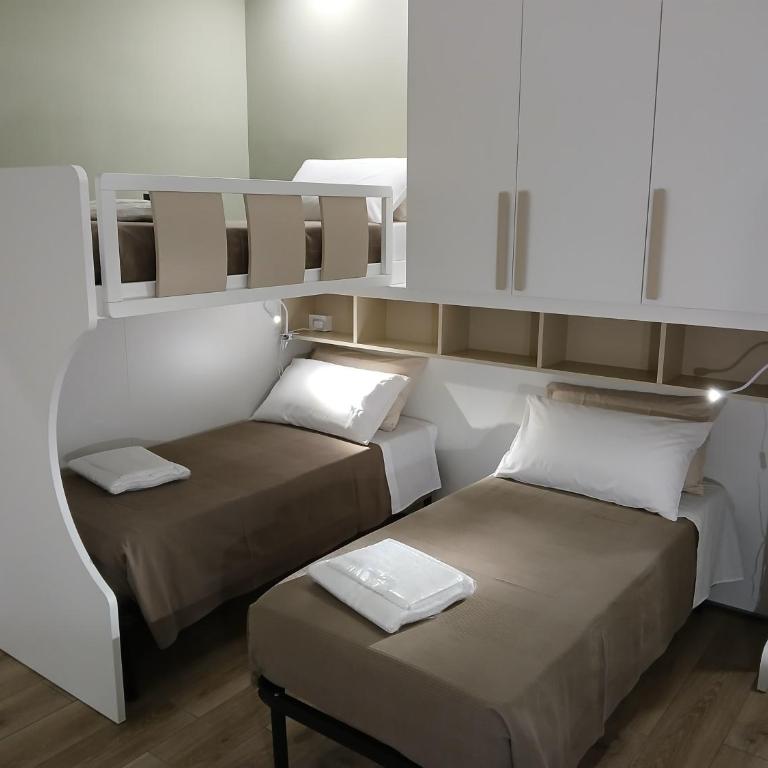Antonella - Appartamento con 2 Camere da Letto - 15