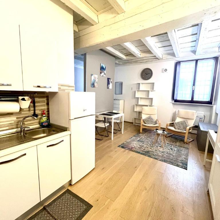 RESIDENZA SERENA SUITE-Centro Storico - Appartamento Deluxe - 4