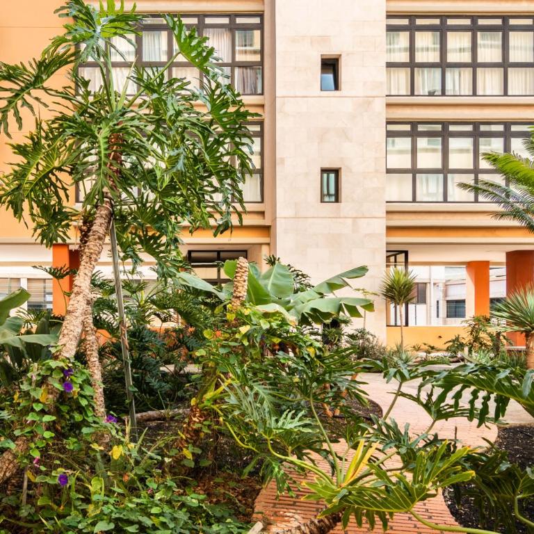 Las Vistas Residencial l Parking Privado - Apartment - 26