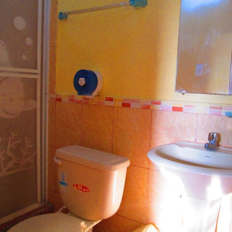 Hotel Mediterraneo - Habitación Cuádruple Clásica - 3