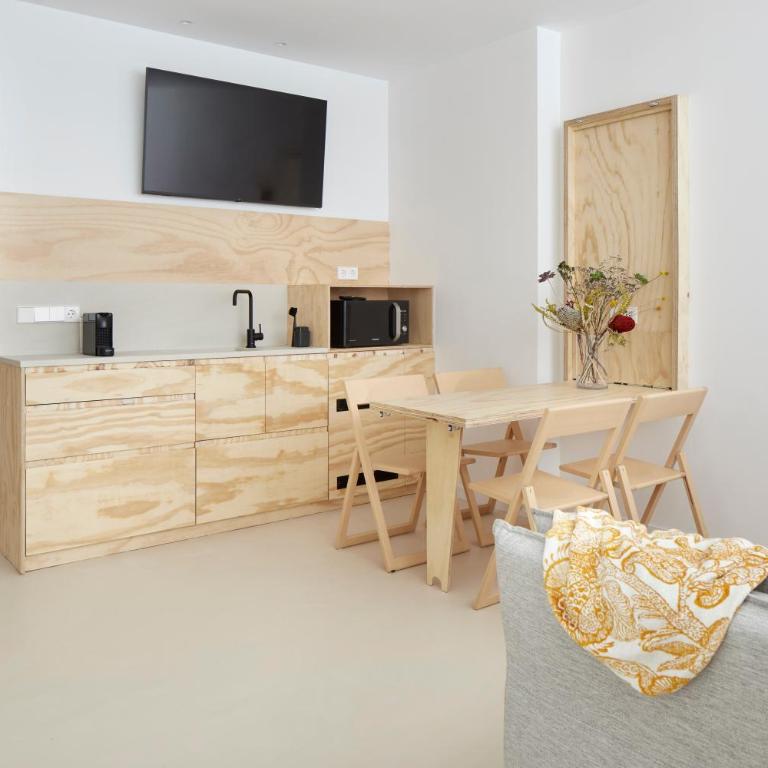 FeelFree STAYS Antiguo - Estudio Deluxe - 7