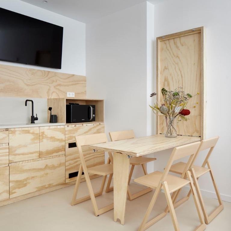 FeelFree STAYS Antiguo - Estudio Deluxe - 11