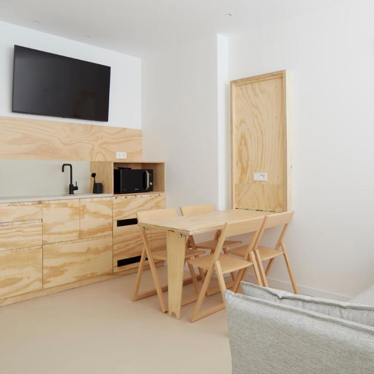 FeelFree STAYS Antiguo - Estudio Deluxe - 16