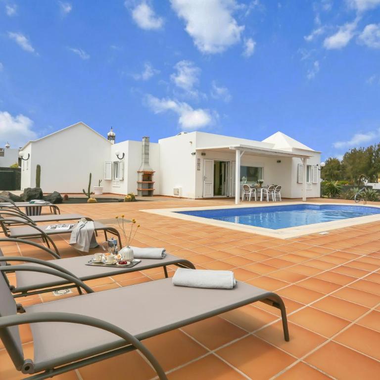 Casa ELENA - Three-Bedroom Villa - 47