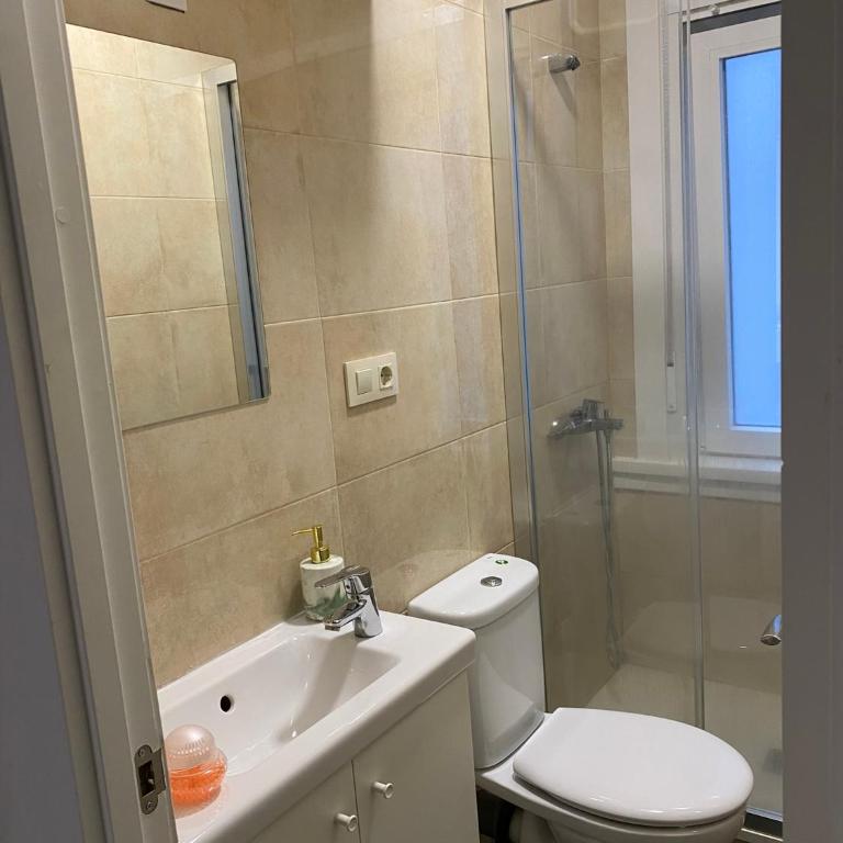 piso estacion de tren -bus soleado - Apartamento de 2 dormitorios - 2