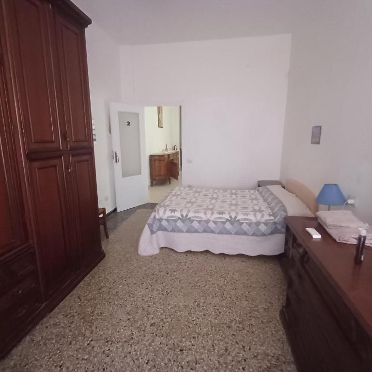 Super Central Rooms - Queen Room - 10