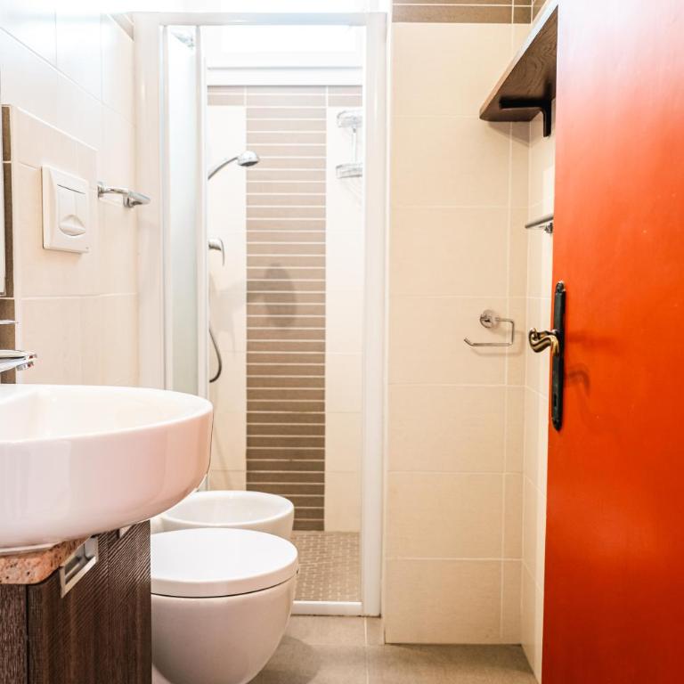 Condominio Diana Ovest - Appartamento con 2 Camere da Letto e Terrazza - 13