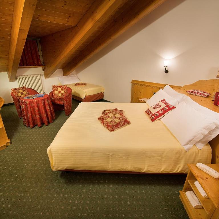 Hotel Cristallo - Camera Tripla Deluxe - 1