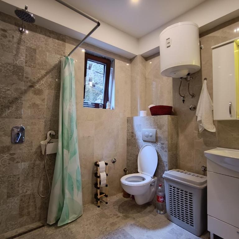 ABAGuesthouse - Two-Bedroom Apartment with City View - 13