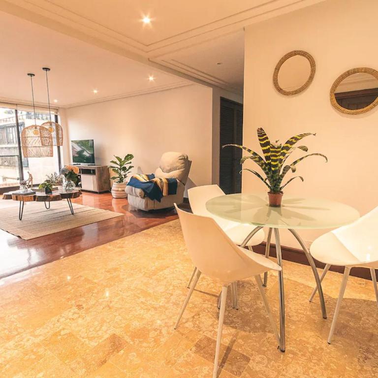 Habitación sencilla con Baño privado en Poblado-A3 - One-Bedroom Apartment - 9