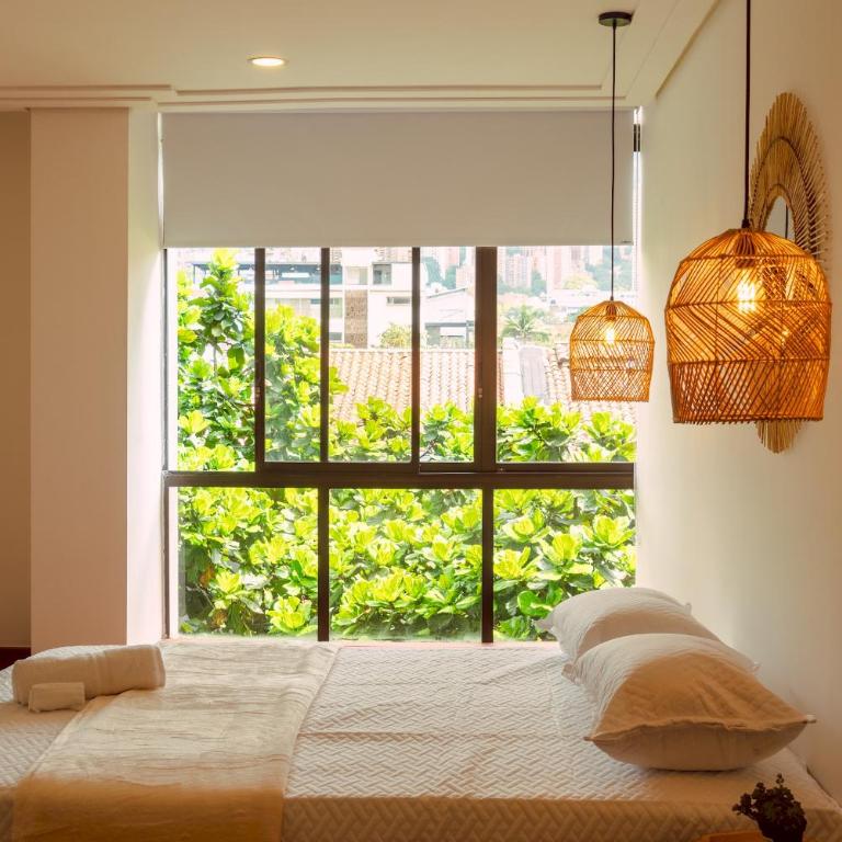Elegante habitación baño compartido en Poblado-B11 - Apartamento de 1 dormitorio - 1