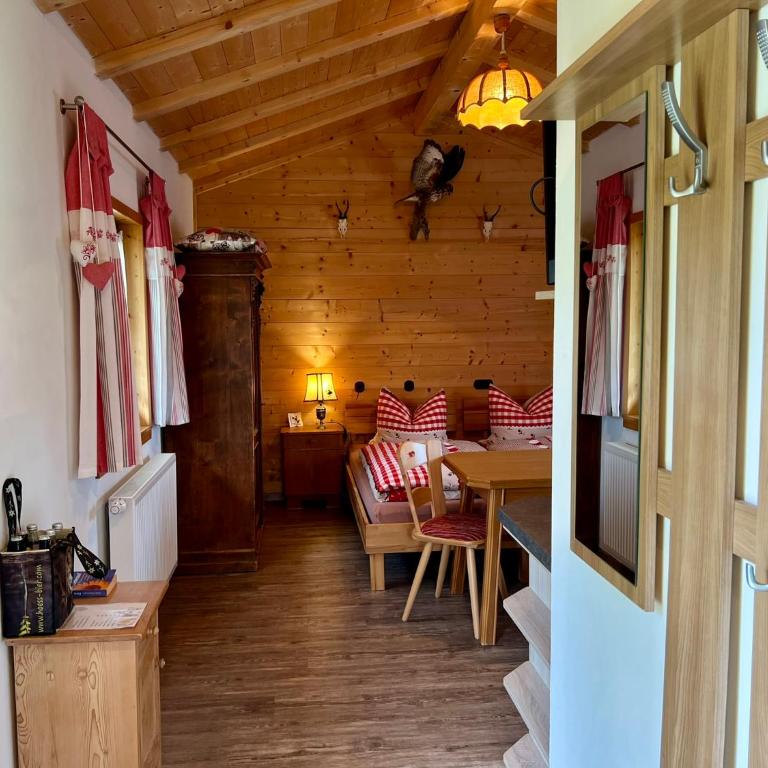 Chalet Berghaus Rusch - Apartment mit 1 Schlafzimmer - 9