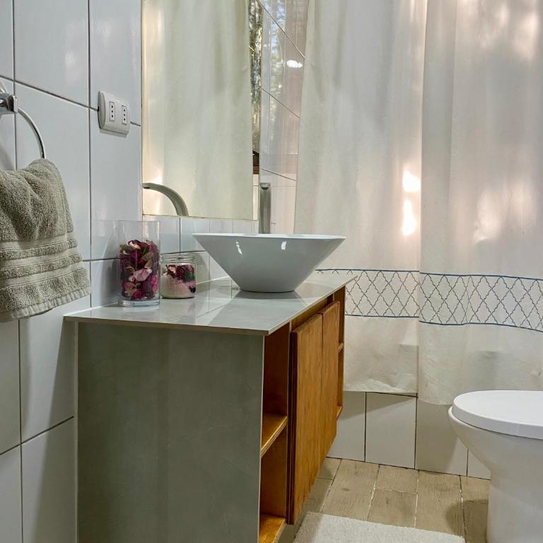 Refugio Los Coigues Casa en bosque con tinaja - Three-Bedroom House - 52