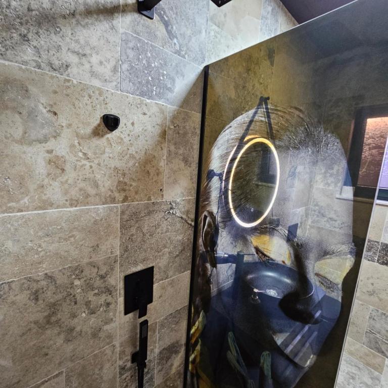 Apartments Ishmi in center of Ulcinj - Suite with City View - 16