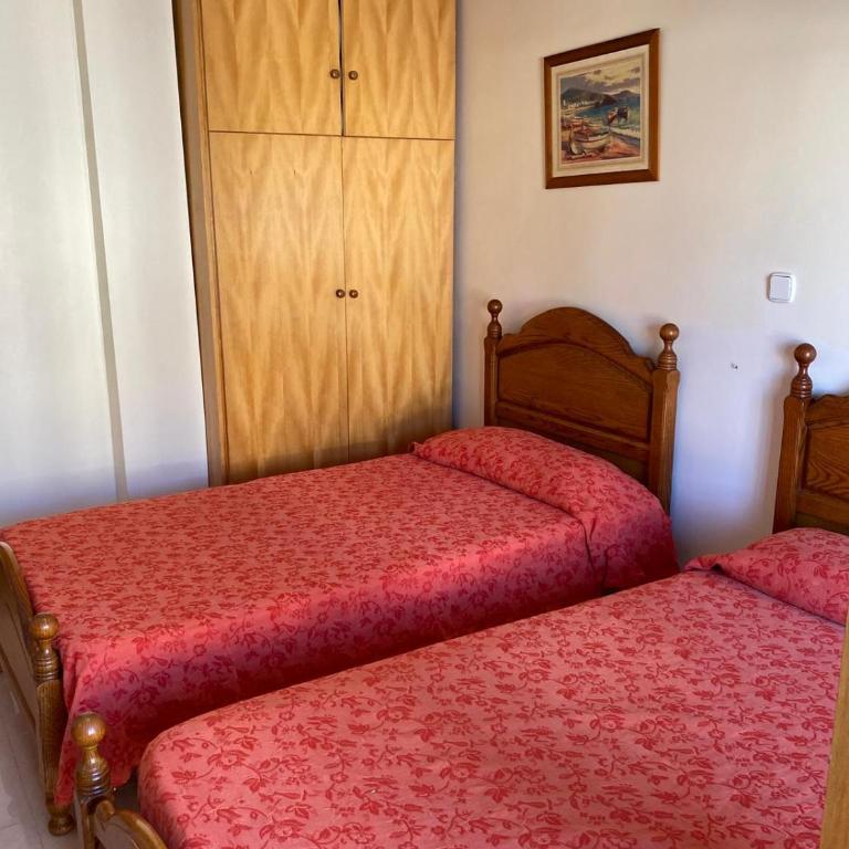 Jordi's flat close to the Beach - One-Bedroom Apartment - 4