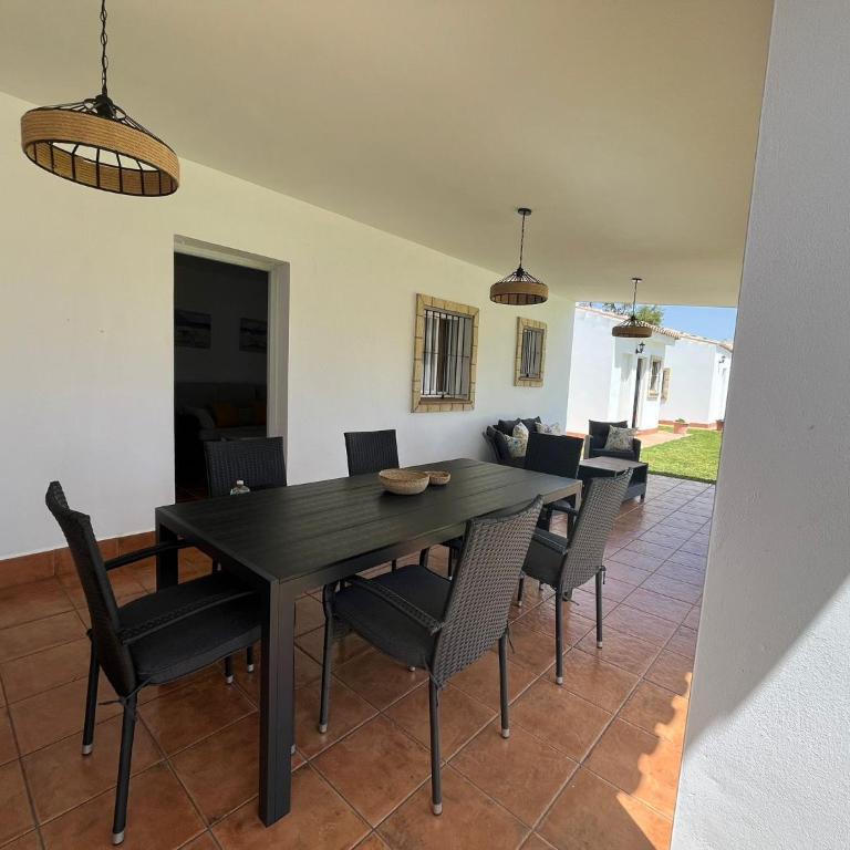 Chalet andaluz con piscina - Casa de 2 dormitorios - 10