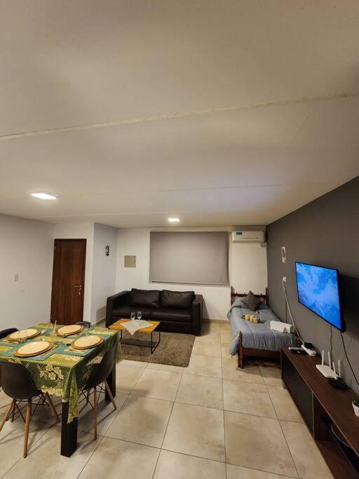 Depto nuevo excelente ubicación con cochera - Apartamento de 2 dormitorios - 12