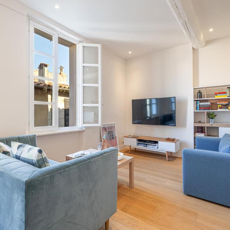 Apartment Matisse 100m Near The Sea - Happy Rentals - One-Bedroom Apartment - 9