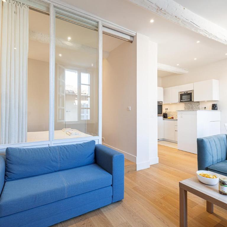 Apartment Matisse 100m Near The Sea - Happy Rentals - One-Bedroom Apartment - 11