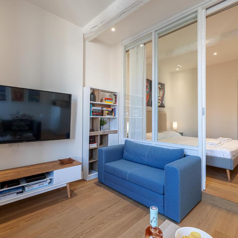 Apartment Matisse 100m Near The Sea - Happy Rentals - One-Bedroom Apartment - 2