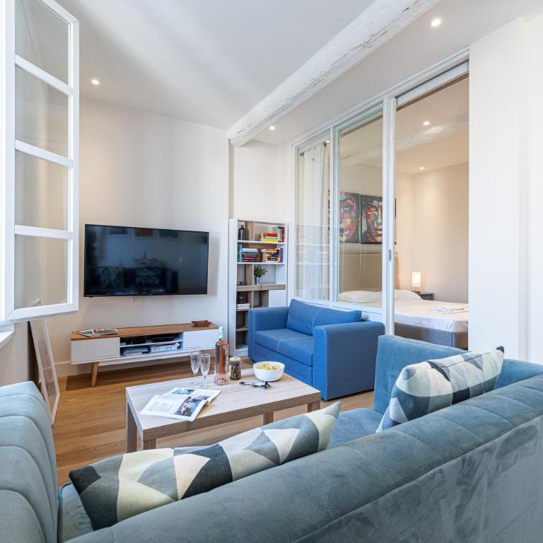 Apartment Matisse 100m Near The Sea - Happy Rentals - One-Bedroom Apartment - 13
