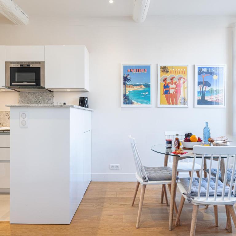 Apartment Matisse 100m Near The Sea - Happy Rentals - One-Bedroom Apartment - 17