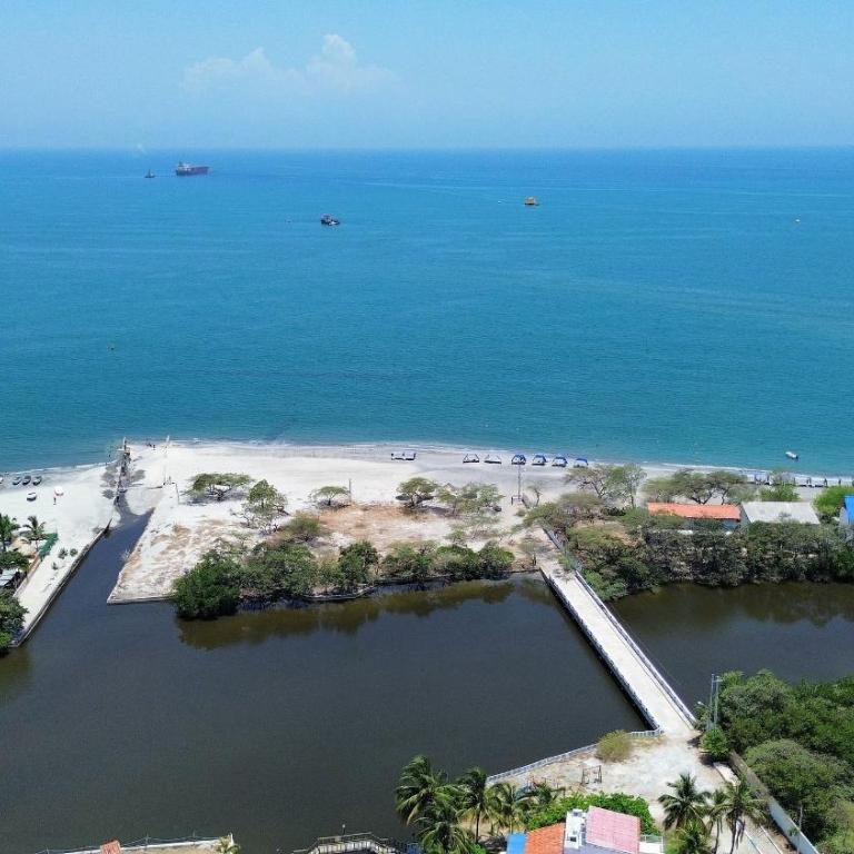 Apto con servicio de playa, terraza con vista 360 - Apartamento - 52