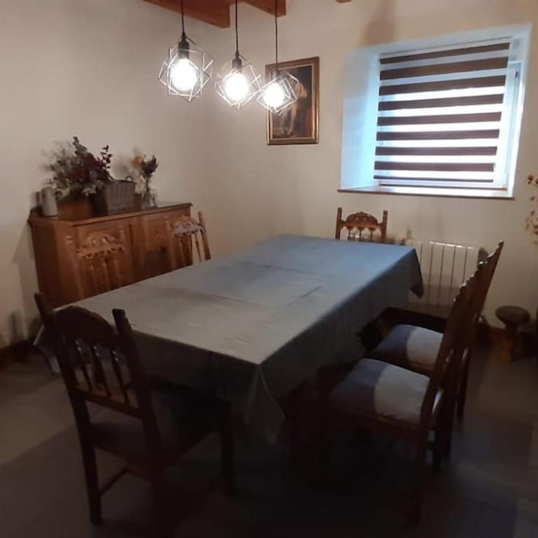 Entre Burgos y Atapuerca - Casa de 3 dormitorios - 24